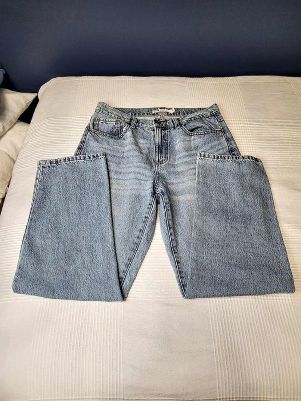 🍂 Garage Vintage Straight High Rise Light Wash Distressed Denim Jeans 07 / 28